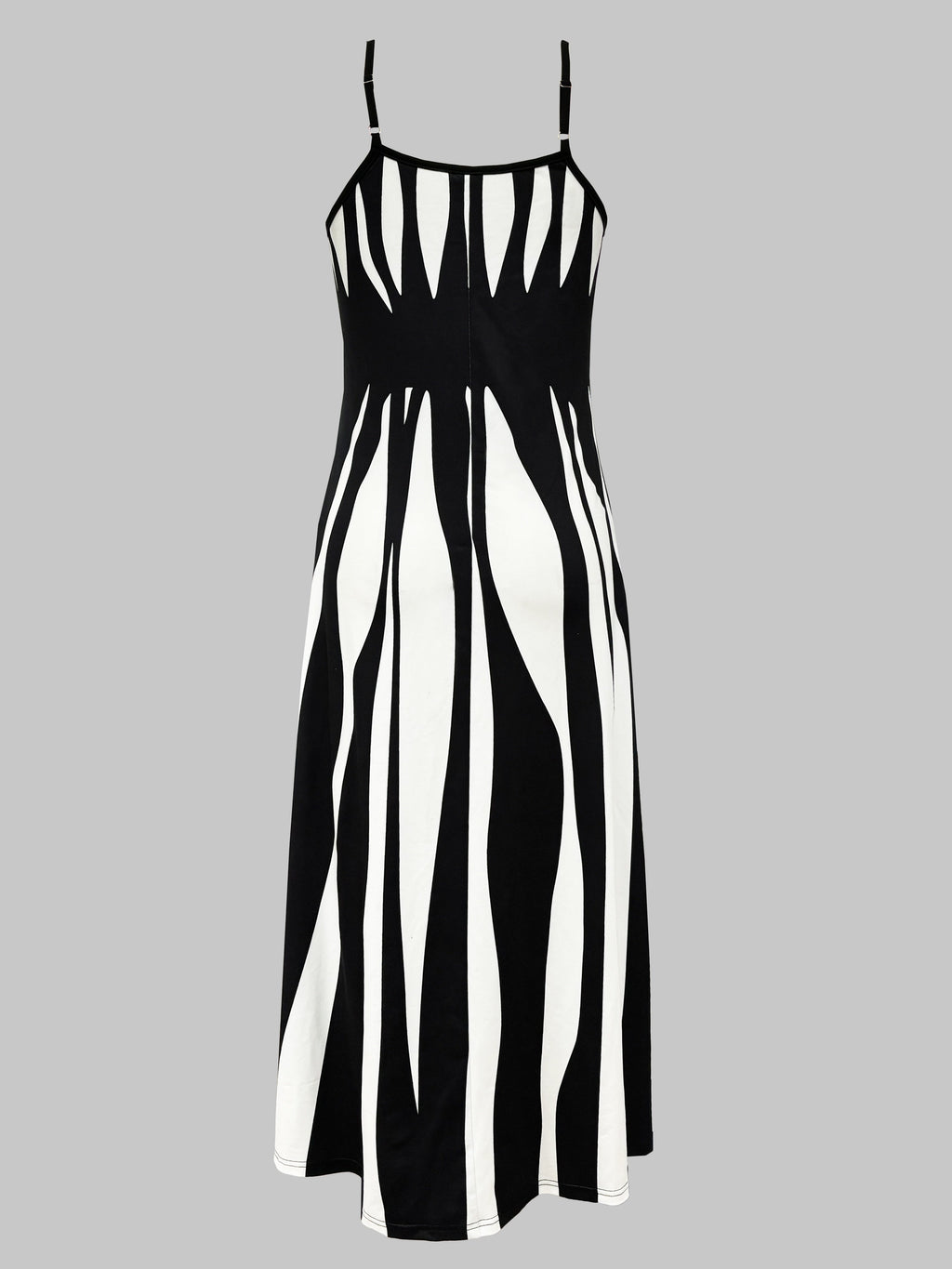 Nadine | Flowing V-Neck Maxi Dress