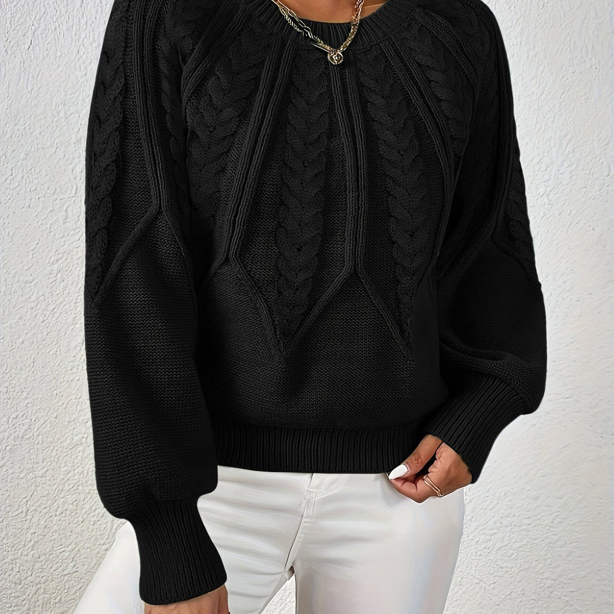 Cassidy | Cable-Knit Round-Neck Sweater