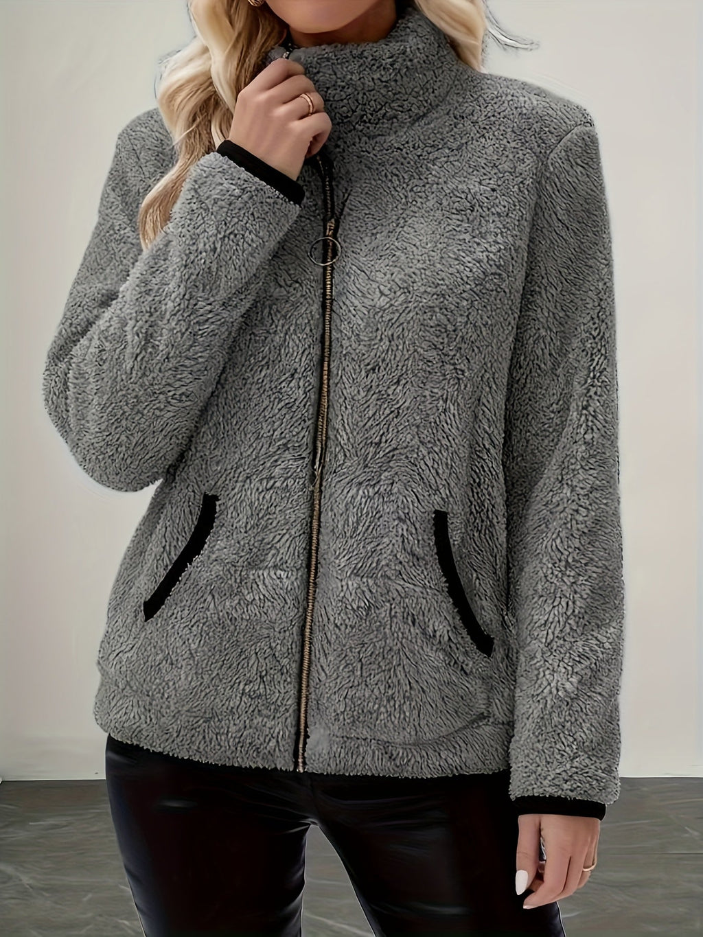 Simone | Cozy Zip-Up Jacket