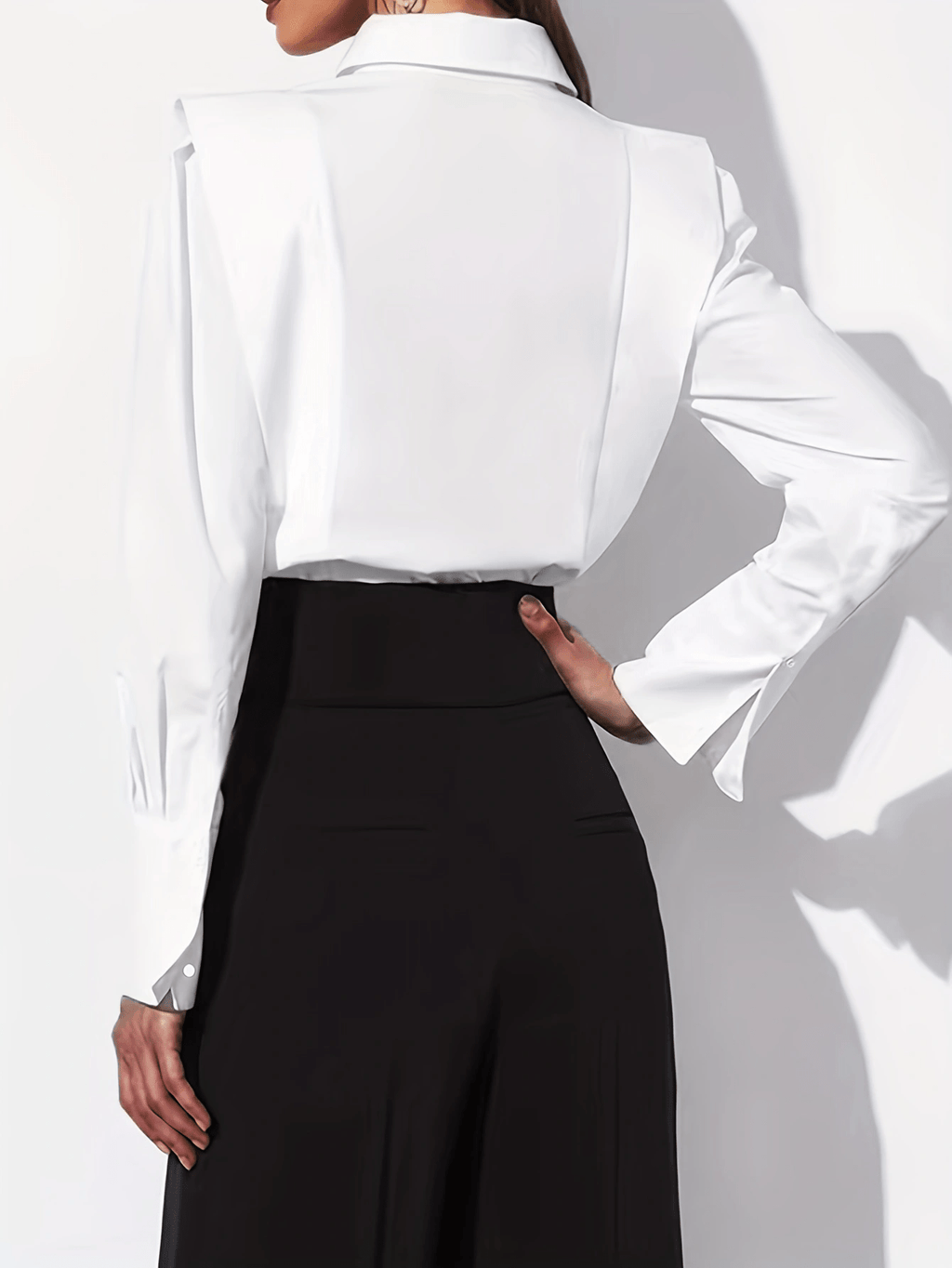 Felicia | Tailored Button-Up Shirt