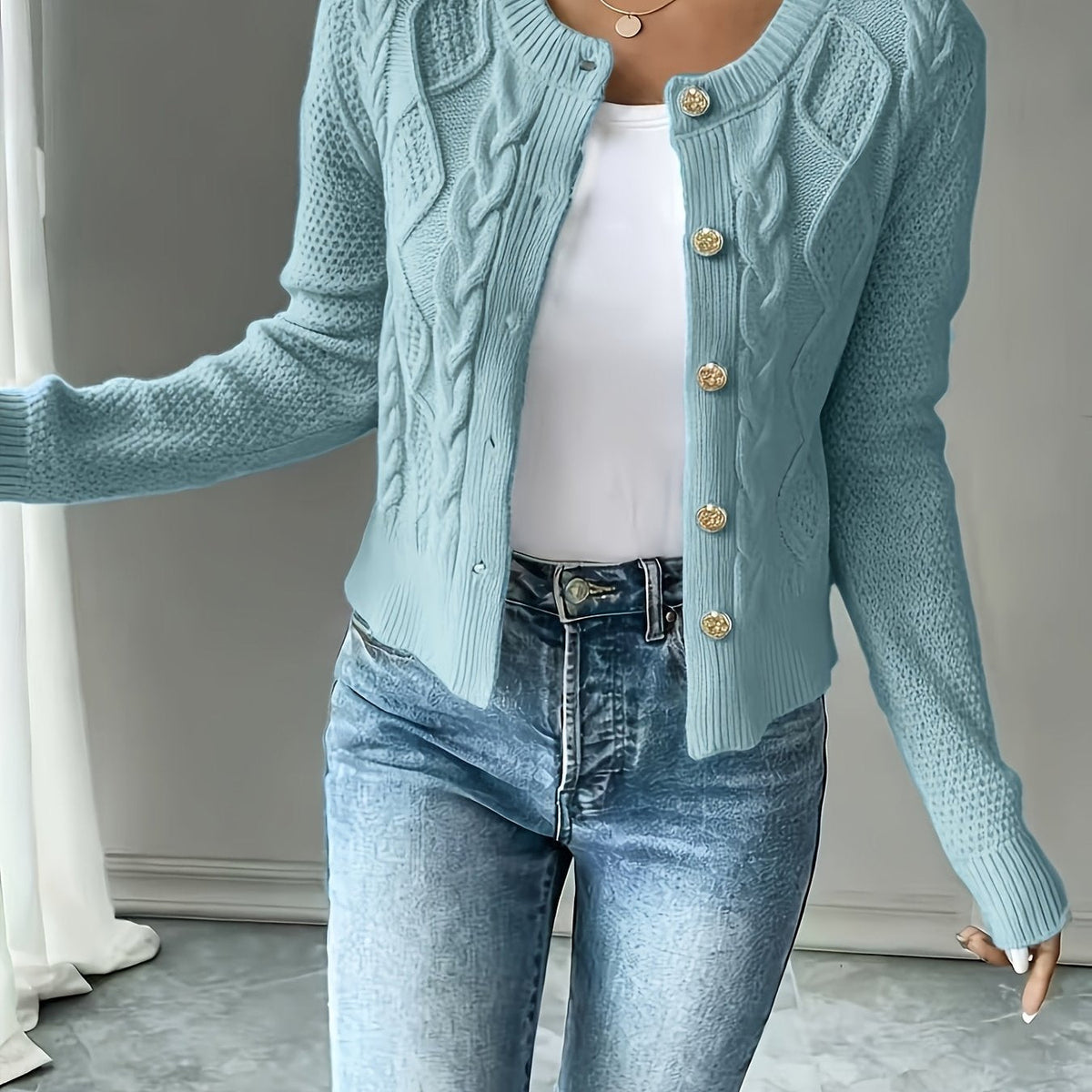 Eleanora | Cable-Knit Button-Front Cardigan